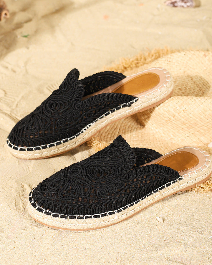 Maleney  Solid Flat Shoes