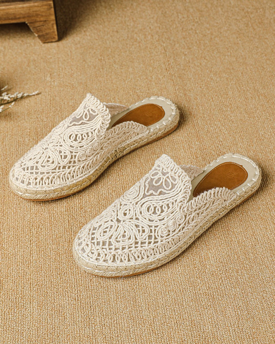 Maleney  Solid Flat Shoes