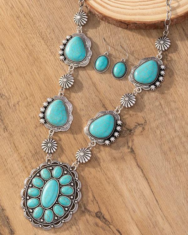 Maleney Turquoise Decor Western Necklace