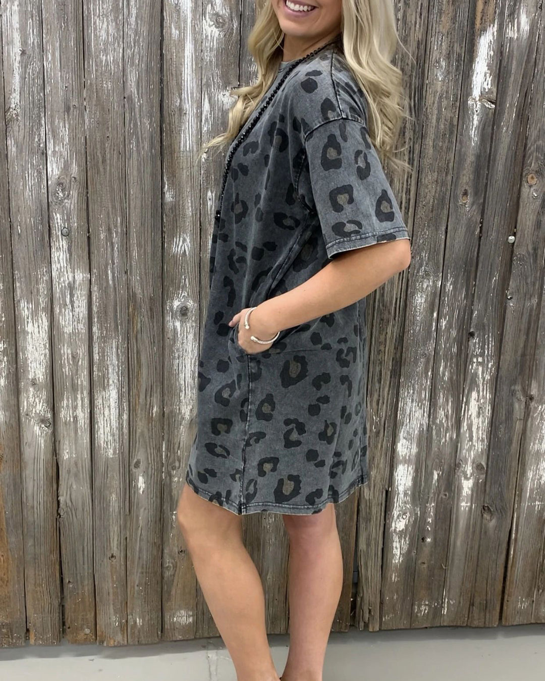 MALENEY LEOPARD PRINT ROUND NECK DRESS