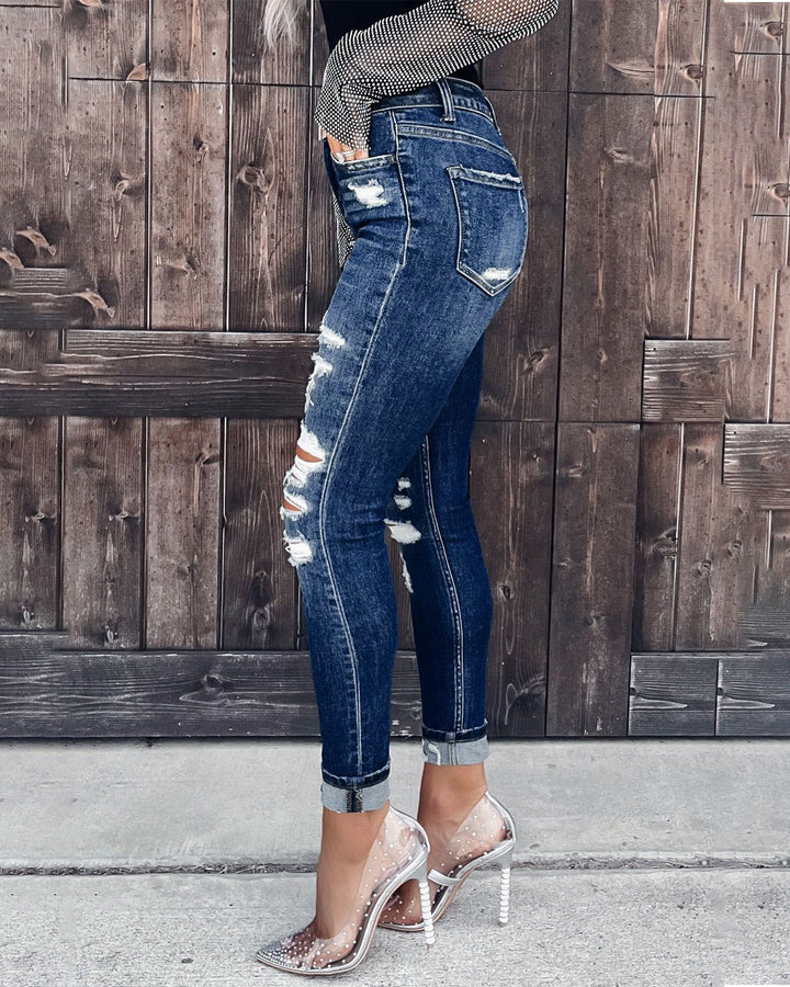 MALENEY DISTRESSED SLIM JEANS